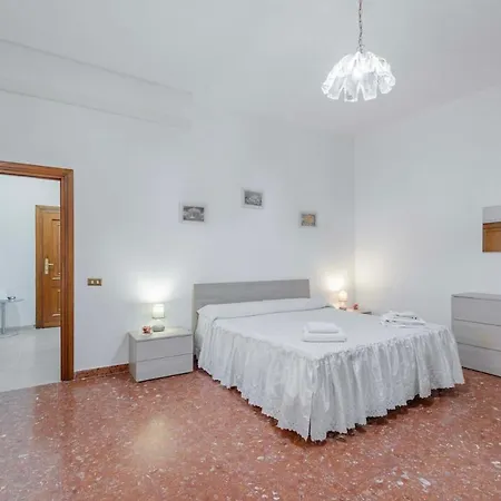 Casa - Vale's Little House Apartment Rome