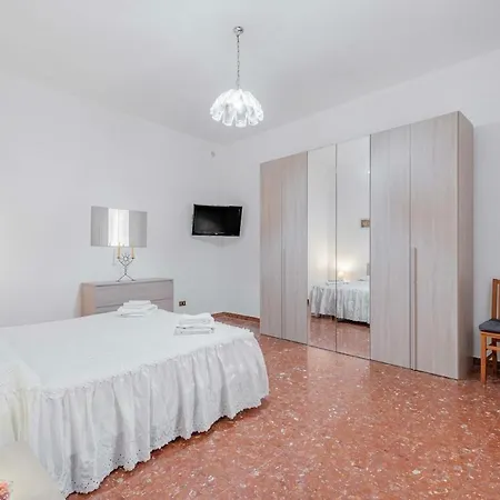 Apartment Casa - Vale's Little House Rome